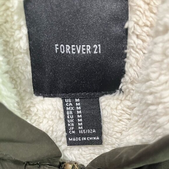 Forever 21 Olive Green Faux Shearling Lined Parka - Size M - Picture 11 of 14
